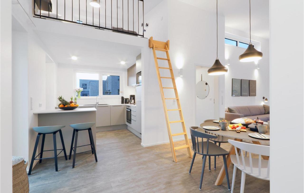 2 Bedroom Gorgeous Home In Lembruch-Duemmer See Екстер'єр фото